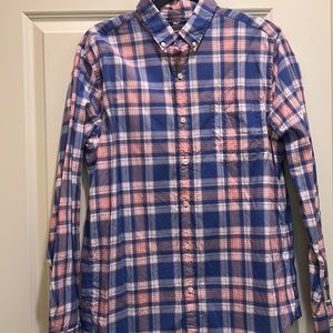 Vineyard Vines size medium, Slim fit Murray Shirt